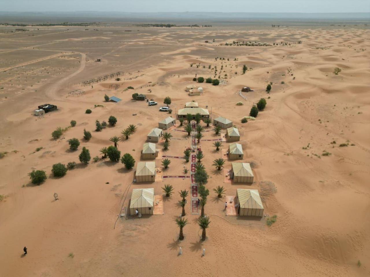 Sahara Luxury Camp Vip Hotel Merzouga Bagian luar foto