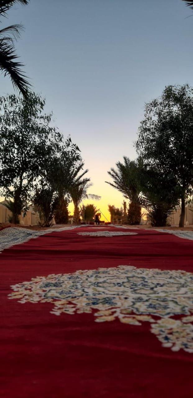 Sahara Luxury Camp Vip Hotel Merzouga Bagian luar foto